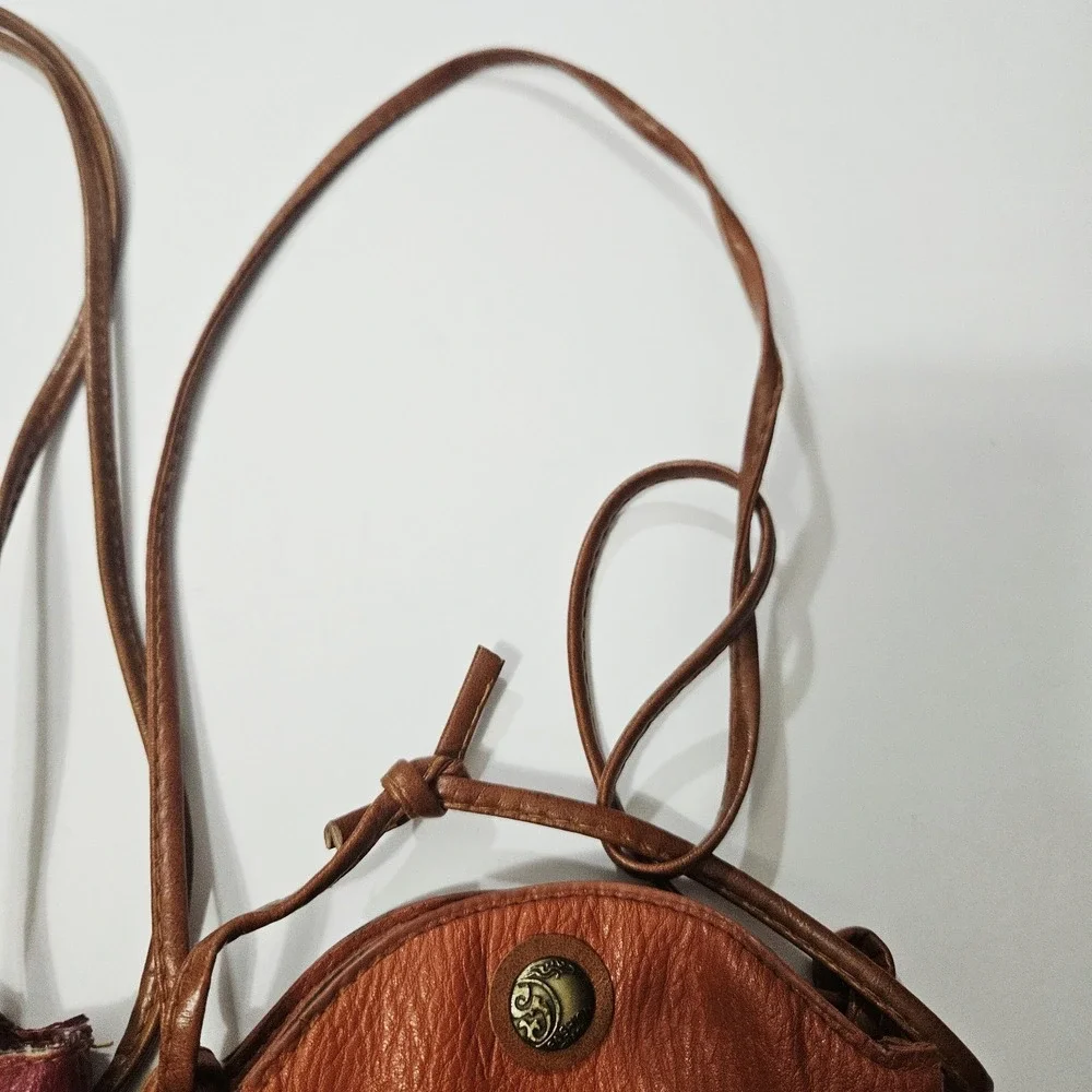 HEROING (3) Pebbled Faux Leather Crossbody Phone Pouch Bag Purse.